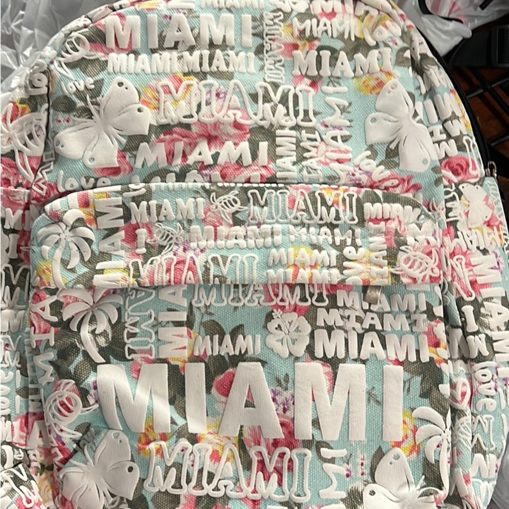 Miami back pack adjustable straps never even used but no tags